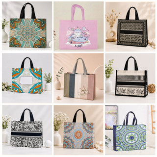Goodie Bag Spunbond Premium Anti Air Tebal Tas Souvenir Belanja Reusable Aesthetic Wedding Seminar Ulang Tahun Murah Grosir Wedding Seminar Hampers Souvenir Belanja Ulang Tahun Grosir Murah | Ceria 
