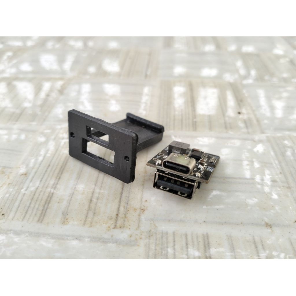 ยืนเฉพาะโมดูล ip5306 type c 5v 2a