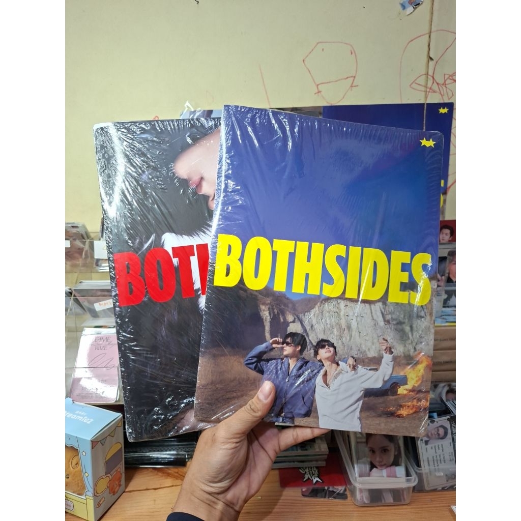 พร้อมอัลบั้ม JNJM BOOTH อย่างเป็นทางการ