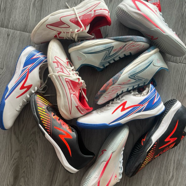 รองเท้า SPECS FUTSAL