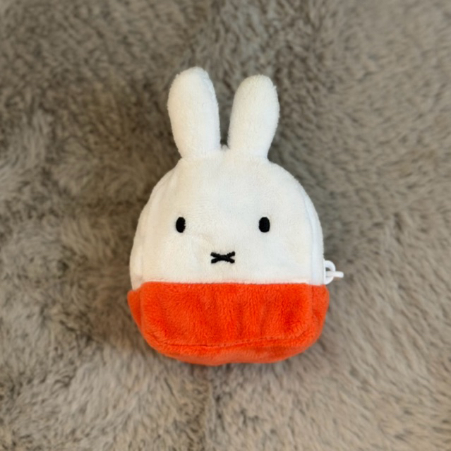 กระเป๋าใบเล็ก Miffy สําหรับตุ๊กตา / กระเป๋าใส่เหรียญ Miffy