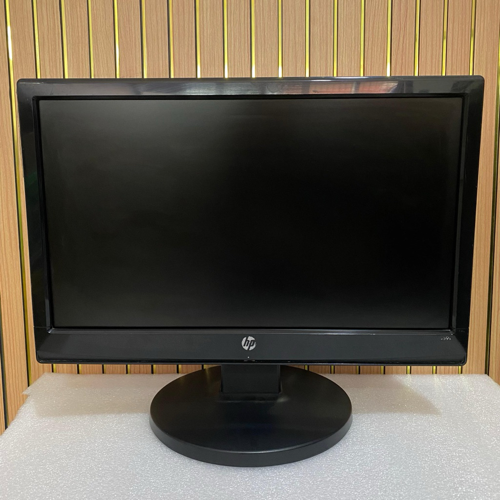 HP 16 INCH MONITOR BOSS KU