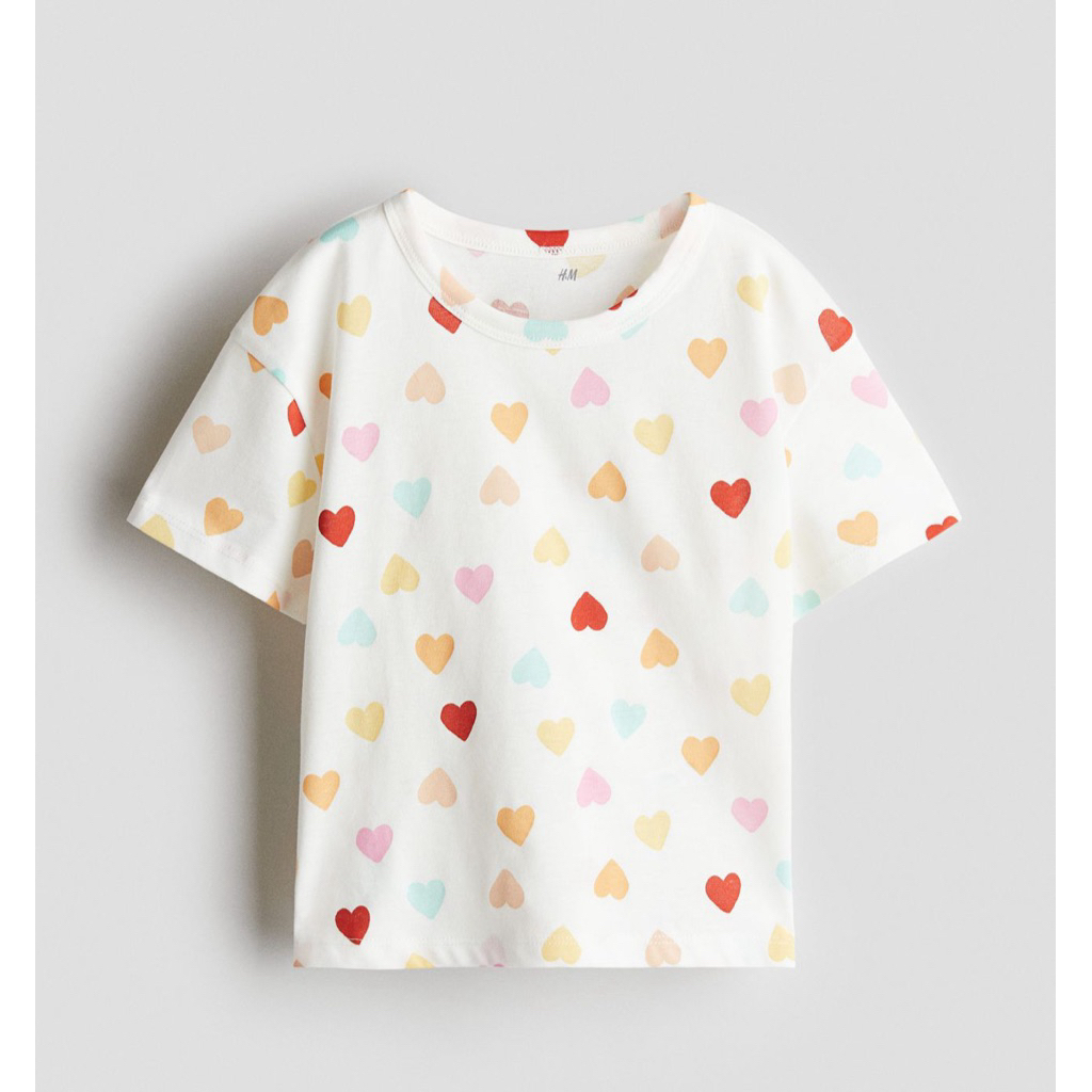 เสื้อยืดเด็ก H&M with love motif ไซส์ 6-8y
