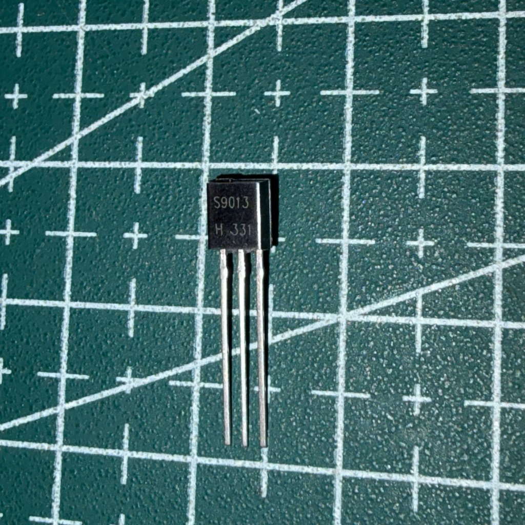 ทรานซิสเตอร์ Tr S9013 9013 3 ขา ราคาหน่วย