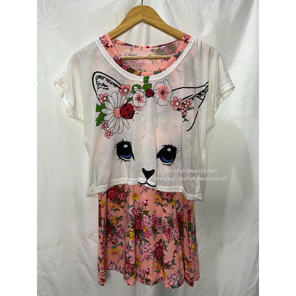 [READY Daily Kawaii Y2K Coquette Mori Goth Vintage Outfit] 1 ชุดชุดและแมวดอกไม้สีชมพูด้านนอก