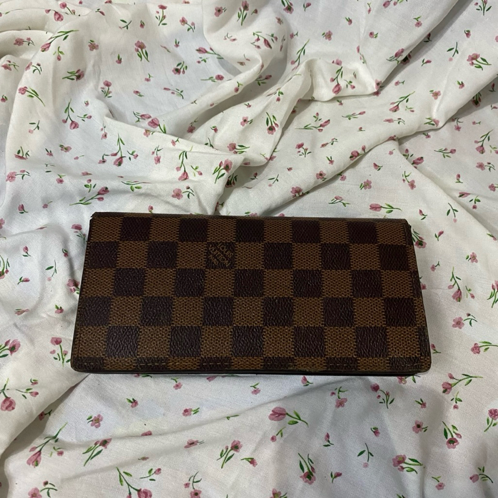 กระเป๋าสตางค์ LV****