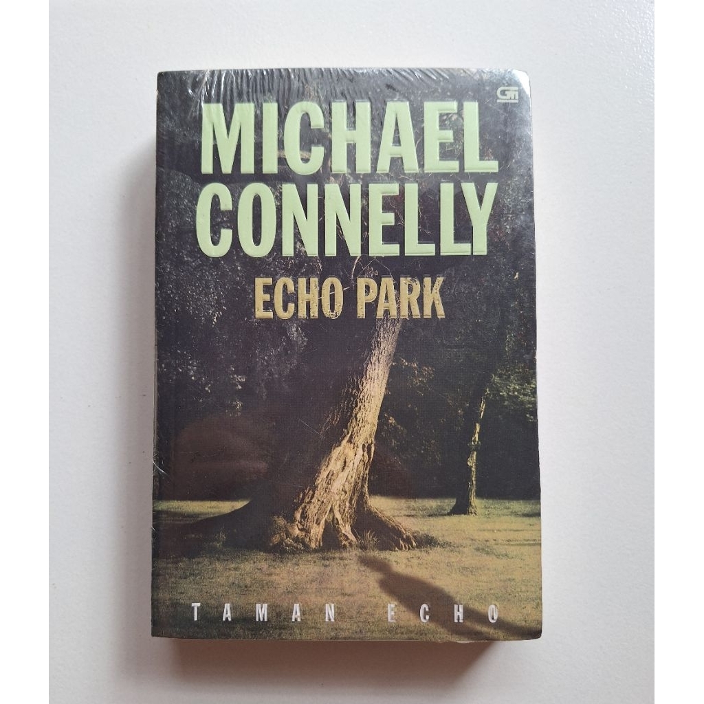 Echo Park (Echo Park) - Michael Consnelly