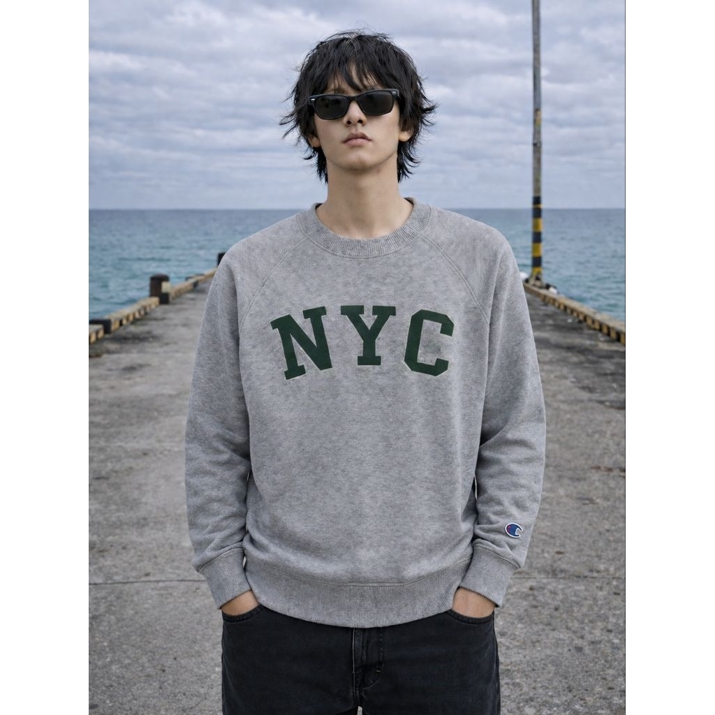 Crewneck / Sweatshirt C**MPION 0R1 Size M (P66 L52)