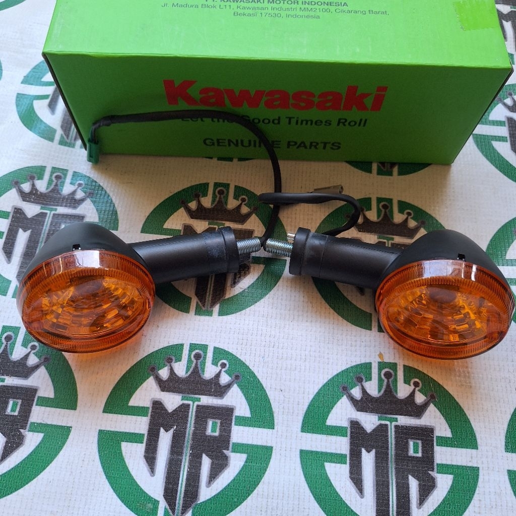 KAWASAKI ไฟเลี้ยวหลัง w175L w175 L ฉีด fi คาวาซากิดั้งเดิม