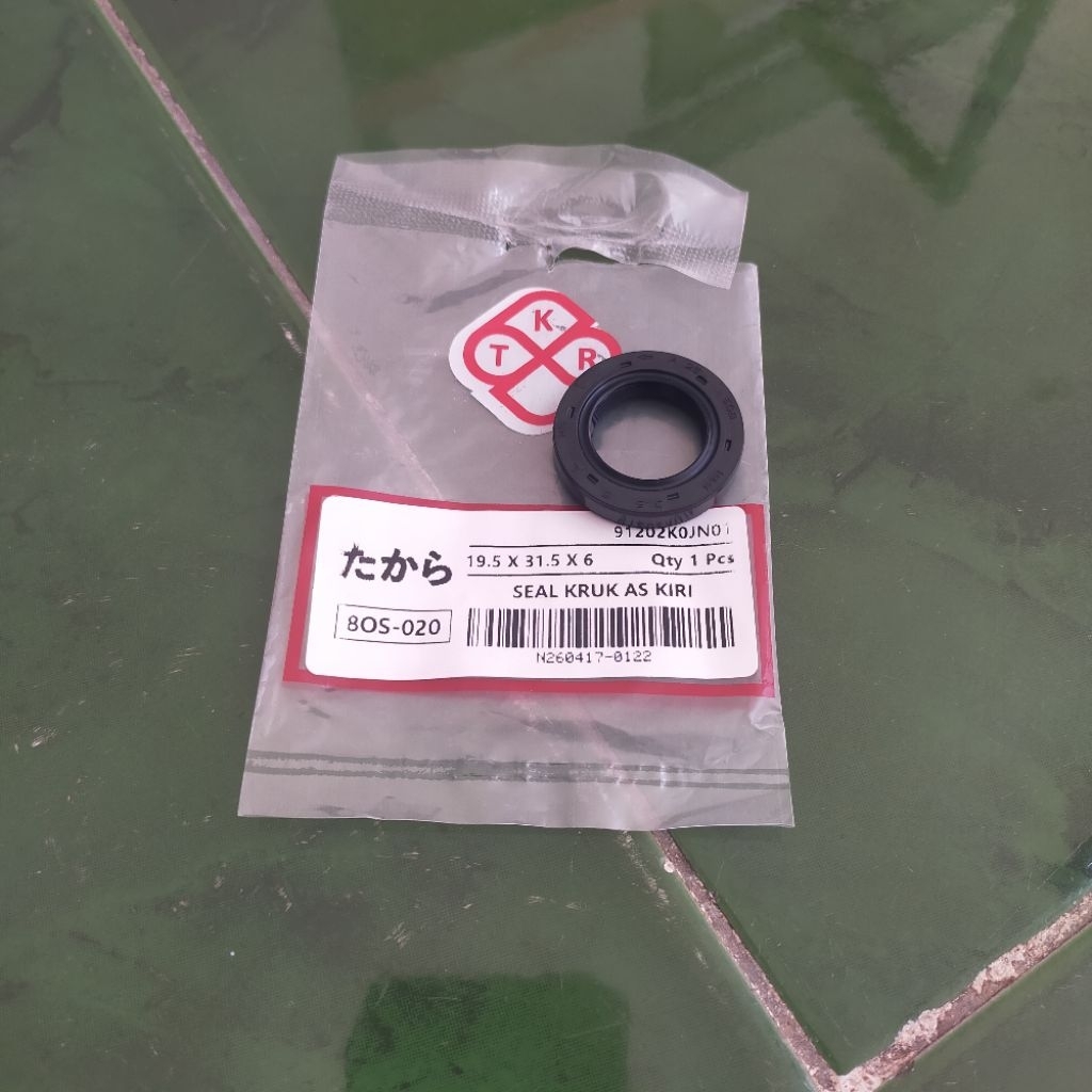 LETF CRANK AXLE SEAL K0J GENIO/BEAT DELUXE/SCOOPY PRESTIGE 19.5X31.5X6 ORIGINAL TKR