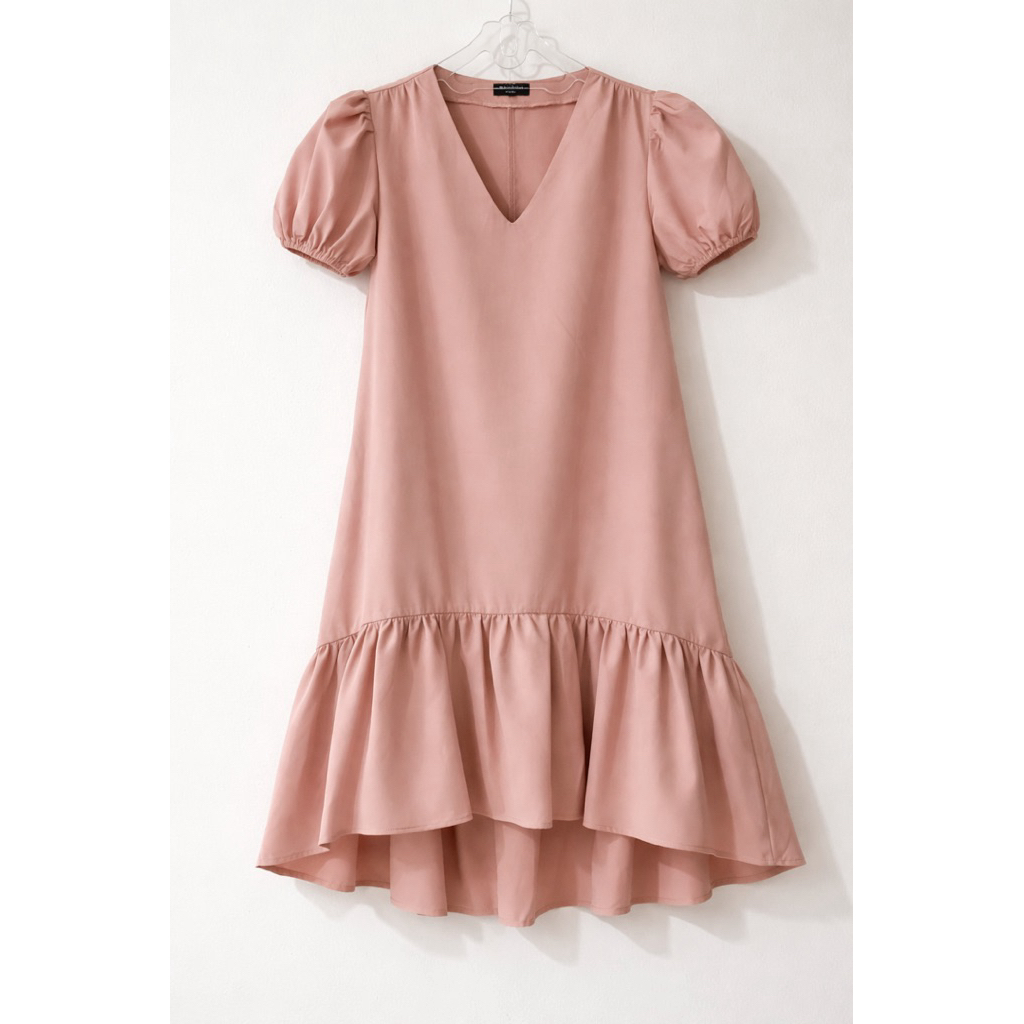 Zalora Work V Neck Ruffle สีชมพู Midi Dress