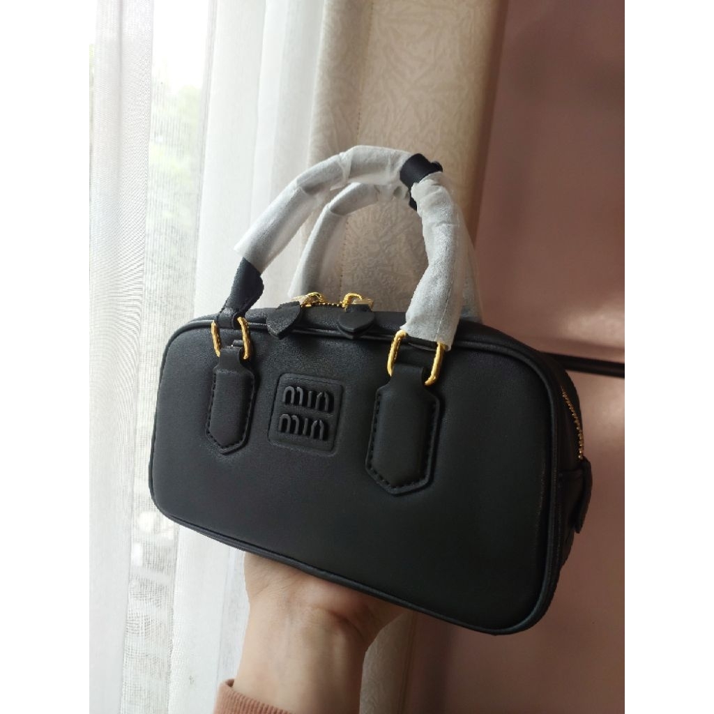 Cambag Premium Import Black minmin Sling Bag Party Bag กระเป๋าหรูหราที่สวยงาม