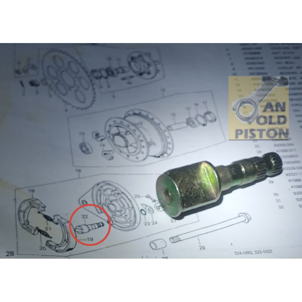 เพลาต้นขาเบรคหลัง KAWASAKI KE125 KS125 KX125 Binter KE 125