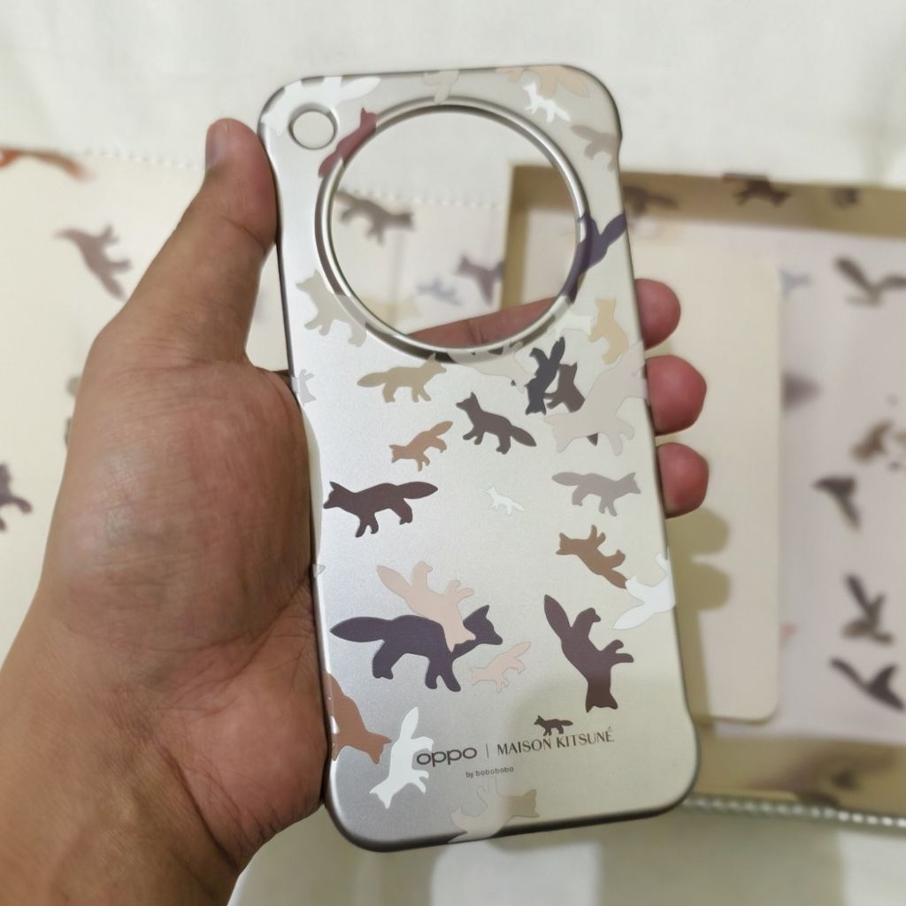 เคส Maison Kitsune Oppo Find X8
