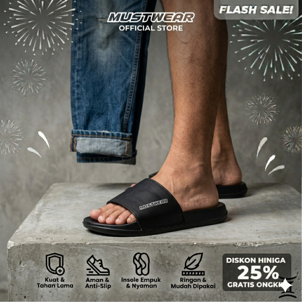 Mustwear - รองเท้าแตะกันลื่น Eva Pylon สีดําพร้อมโลโก้ตัวอักษรด้านข้าง