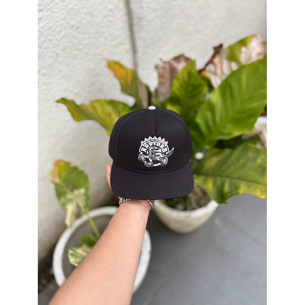 หมวก Snapback Mitchell & Ness Toronto Raptors