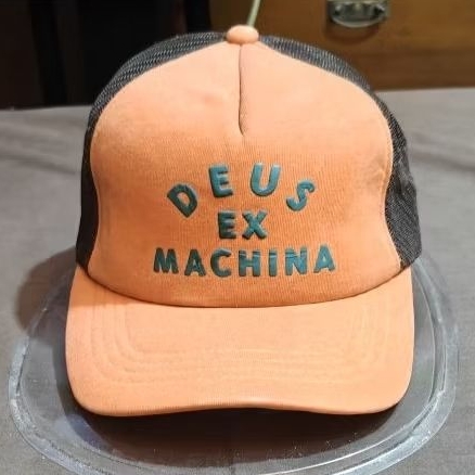 หมวก DEUS EX MACHINA, Trucker, หมวก OSFM, ป้ายอย่างเป็นทางการ Deus by Yupoong