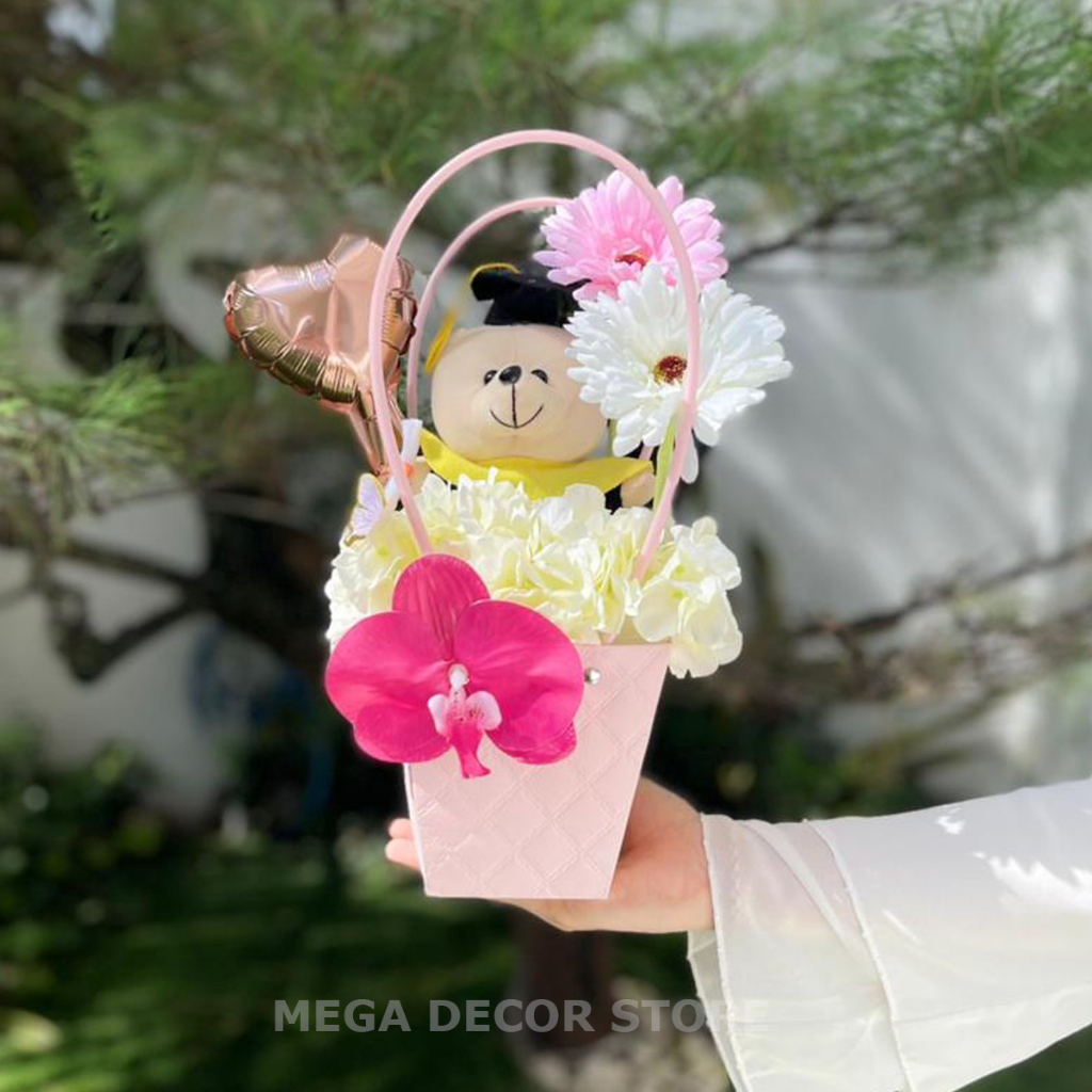 GRADUATION BOX FLOWERS/FLOWER BOUQUET/BIRTHDAY BOUQUET/GRADUATION BOX BOUQUET