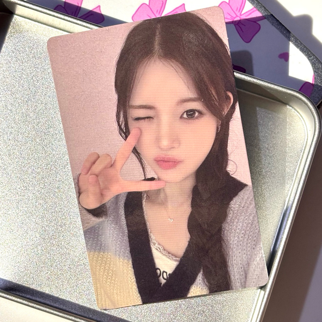 YUHA POB WEVERSE VCE FOCUS โฟโต้การ์ดอย่างเป็นทางการ