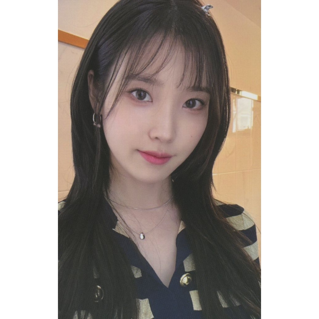 Photocard IU Uaena ชุดสมาชิก 7 ปีอย่างเป็นทางการ