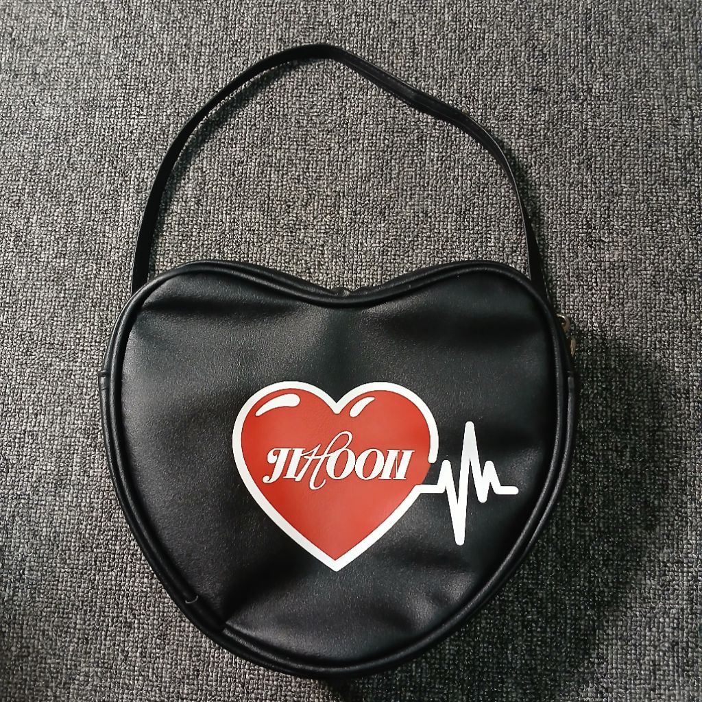 READY JIHOON HEART CLEAR BAG PULSE ON TOUR TREASURE