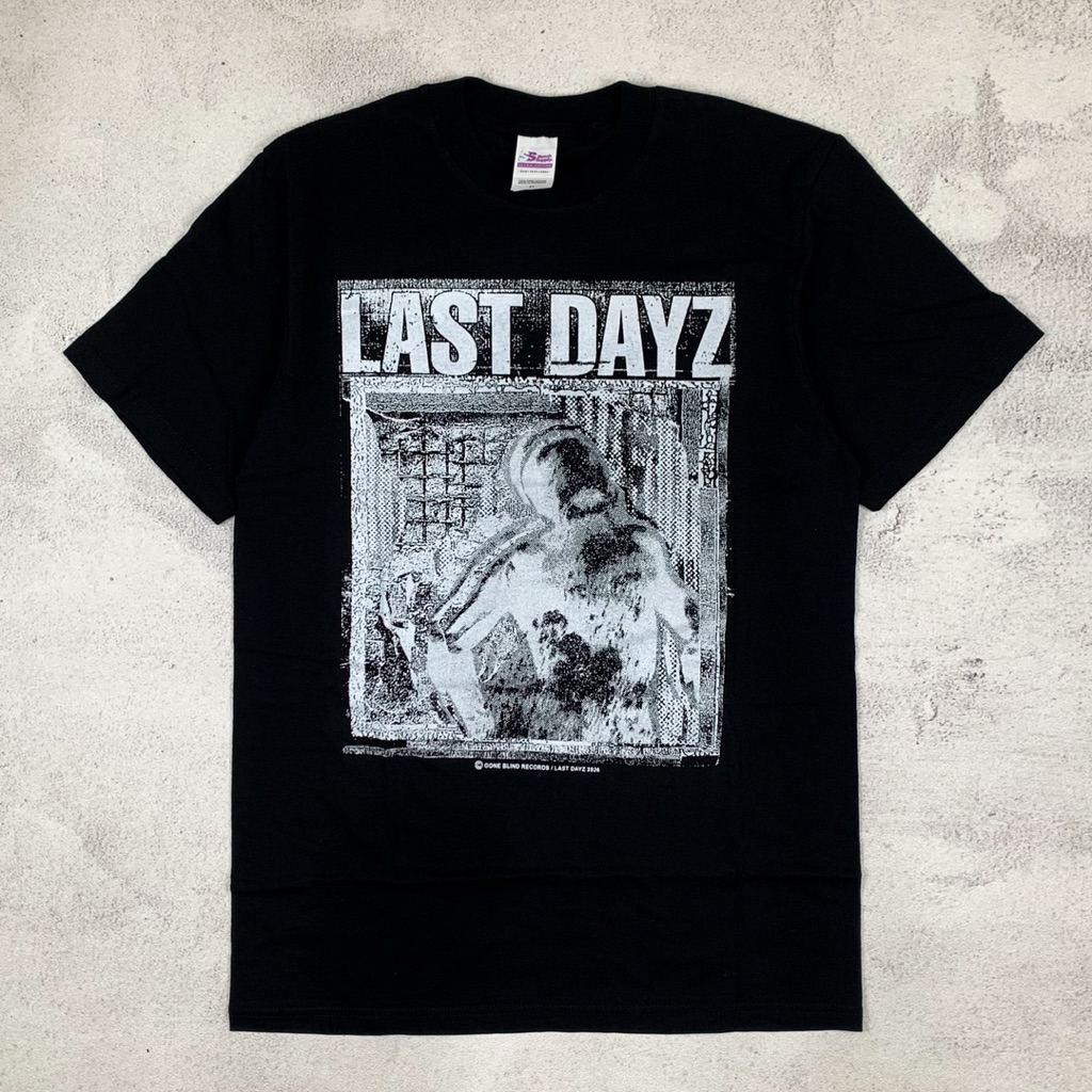LAST DAYZ - แผ่นเสียงสีดํา | เสื้อยืดวง สินค้าอย่างเป็นทางการดั้งเดิม
