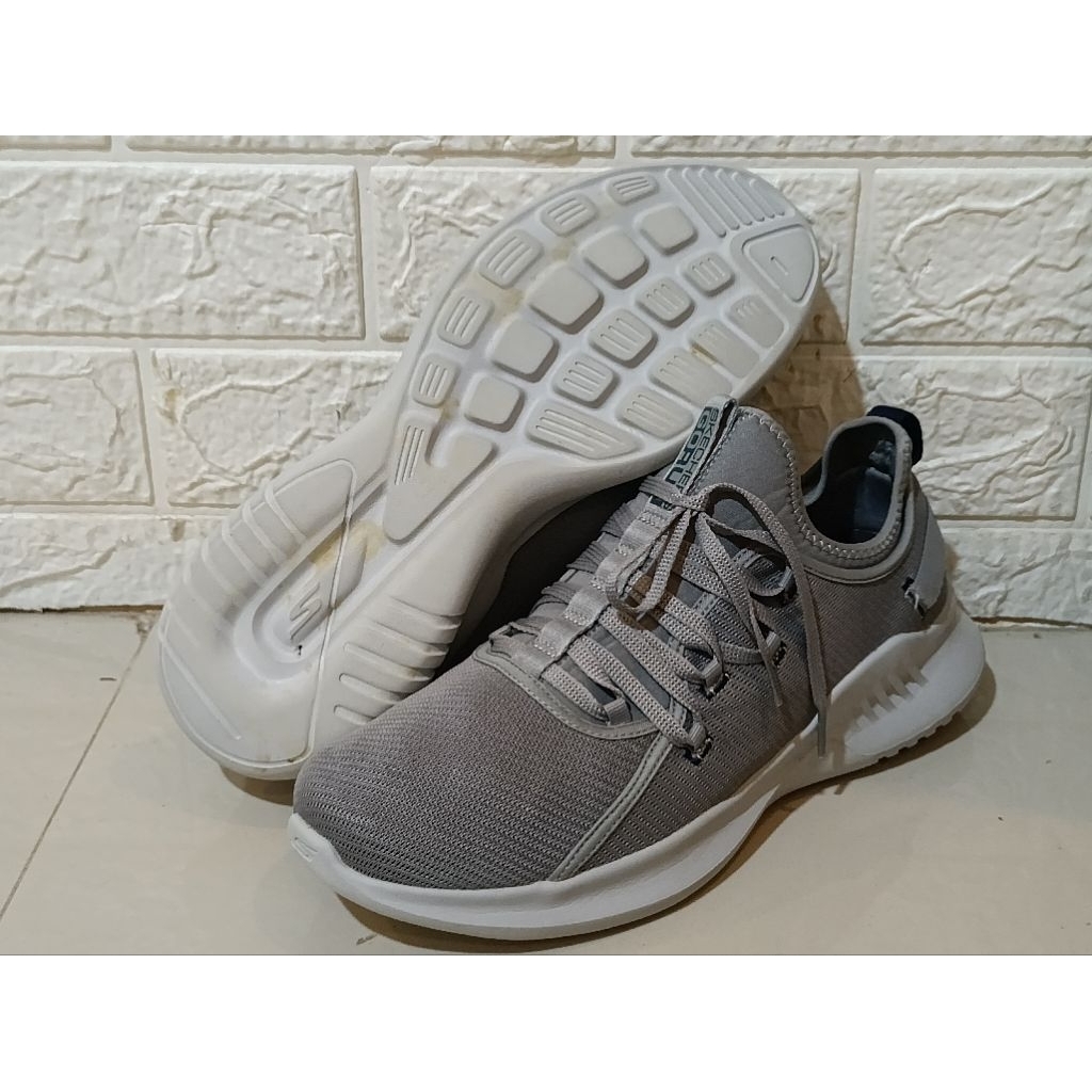Skechers go run*****