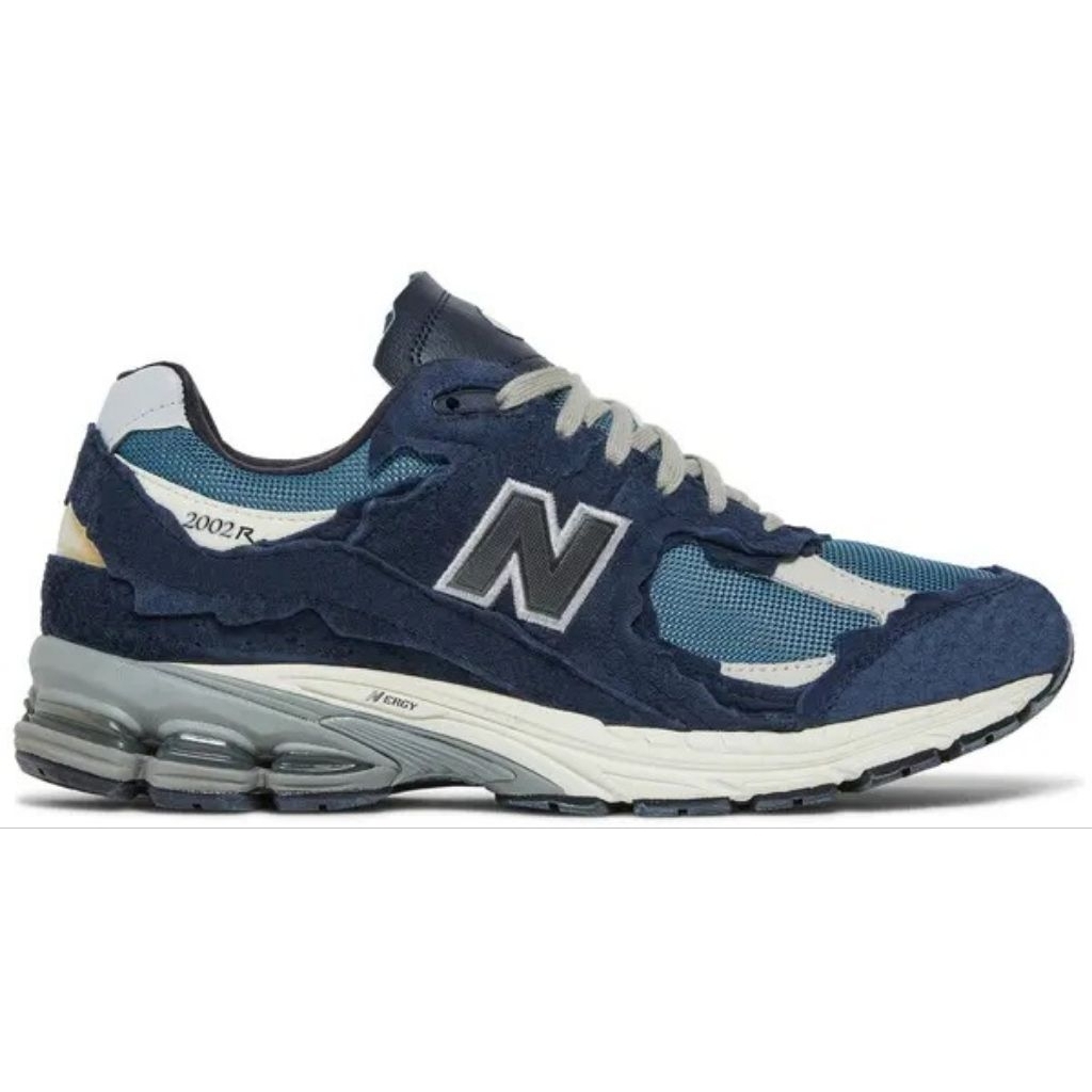 NB 2002R Protection Pack รองเท้าผ้าใบสีน้ําเงินเข้ม