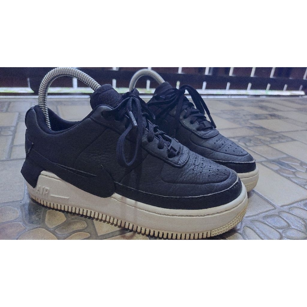 รองเท้า Nike Af1 37.5 มือสอง