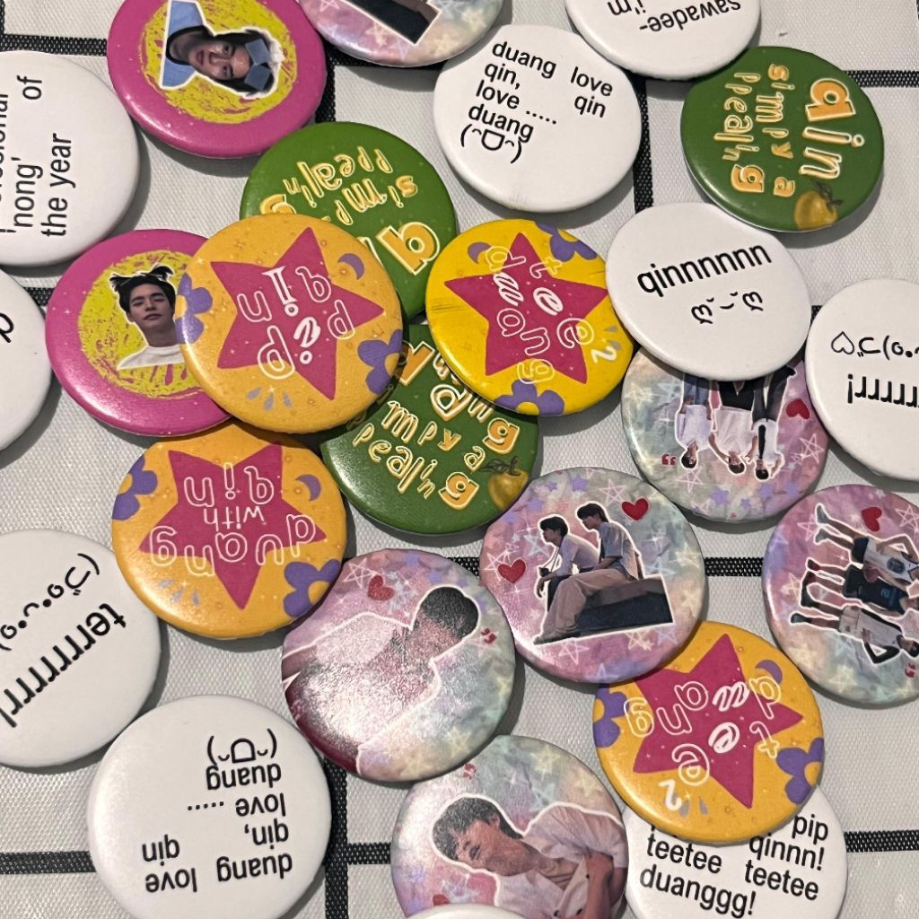 [duang with you] pin button พิเศษ twong พร้อม you series thailand