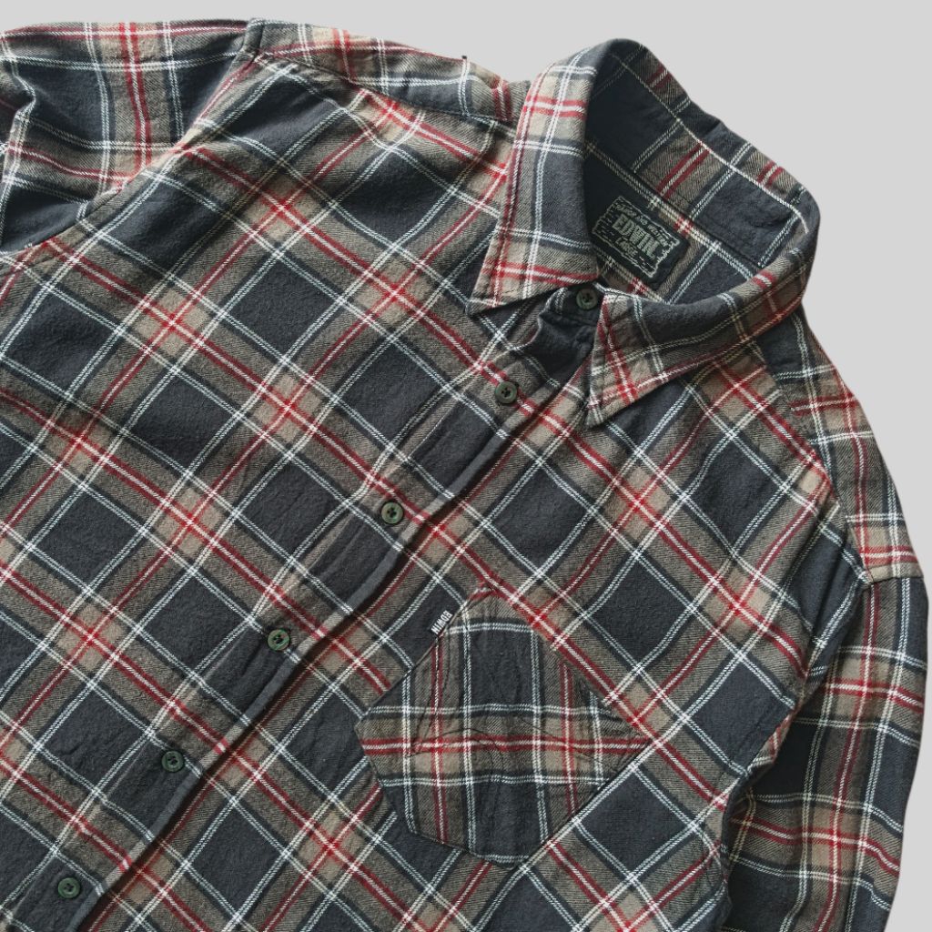 เสื้อเชิ้ตผ้าสักหลาด KEMEJA EDWIN