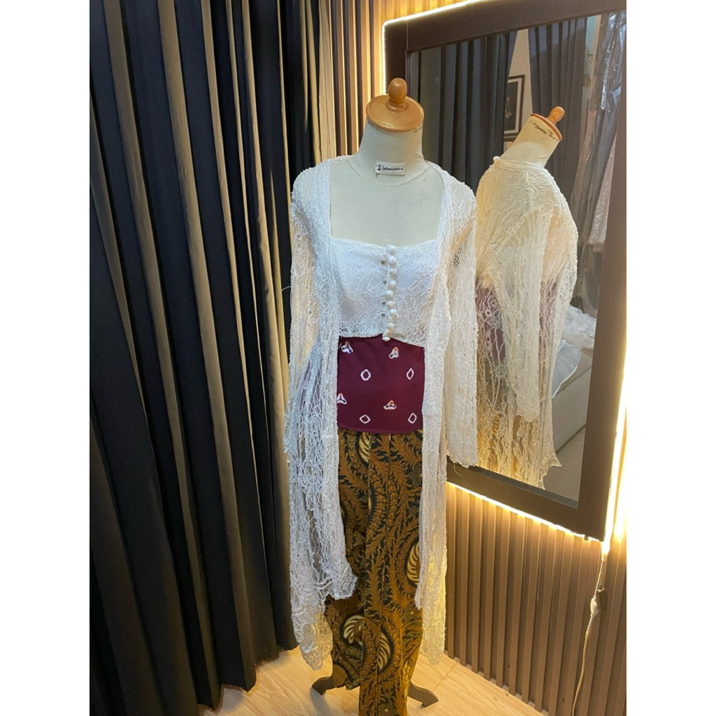 WEDDING GOWN PRELOVED / PARTY DRESS / BRIDEMAIDS GOWN / WEDDING DRESS / WEDDING KEBAYA / GRADUATION 