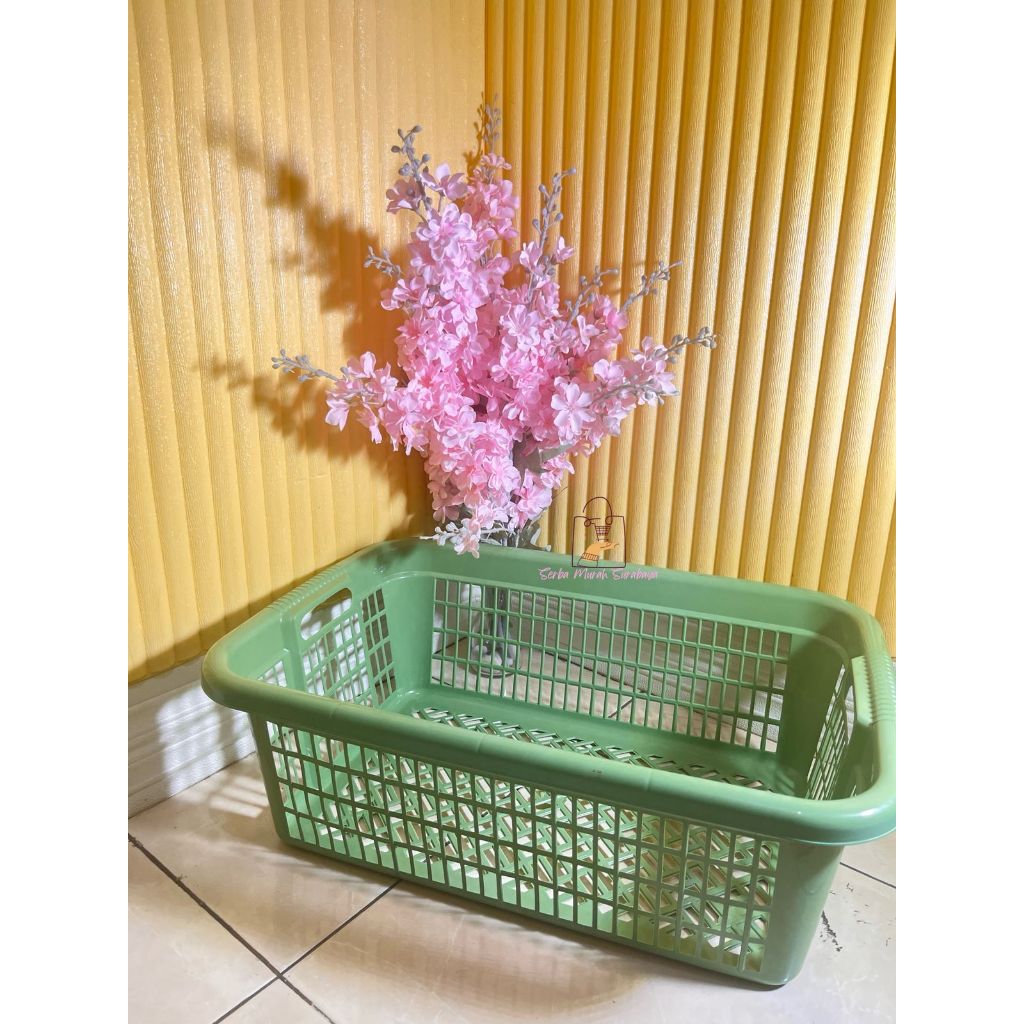 CLOTHES BASKET / LAUNDRY BASKET