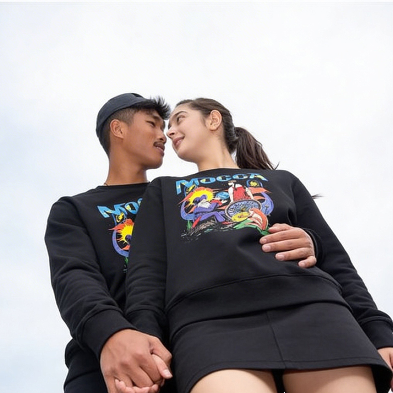 Mocca Easy Like 123 เสื้อสเวตเตอร์วง Crewneck วัสดุผ้าฟลีซผ้าฝ้ายสุดเท่
