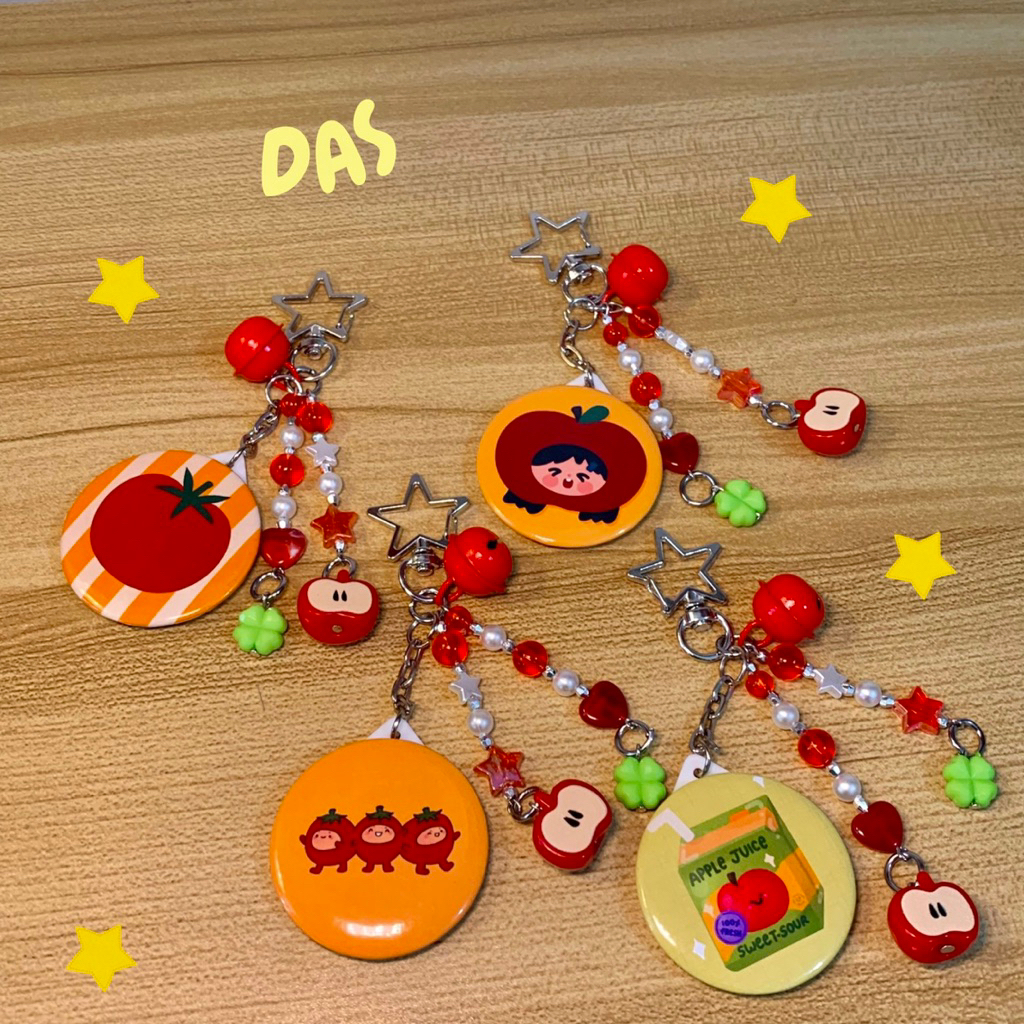 FRUITS CLOVER MIRROR KEYCHAIN