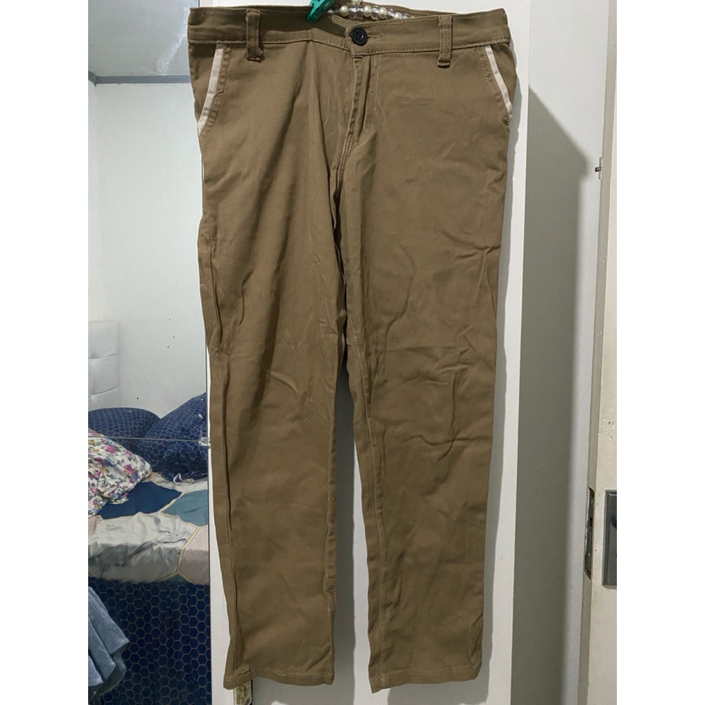 Preloved Mens Khaki Cream Pants