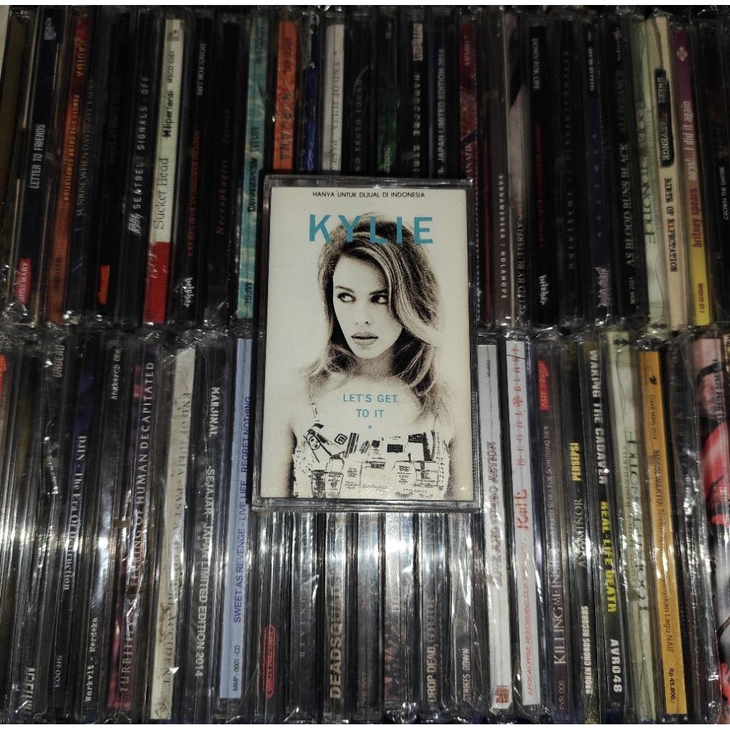 Kylie Minogue Cassette - มารับมัน
