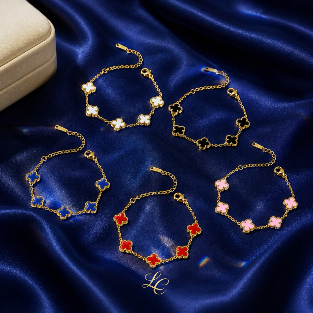 ลิซ่ากับโค | VCA FLOWER GOLD CHAIN TITANIUM BRACELET 1.3 CM