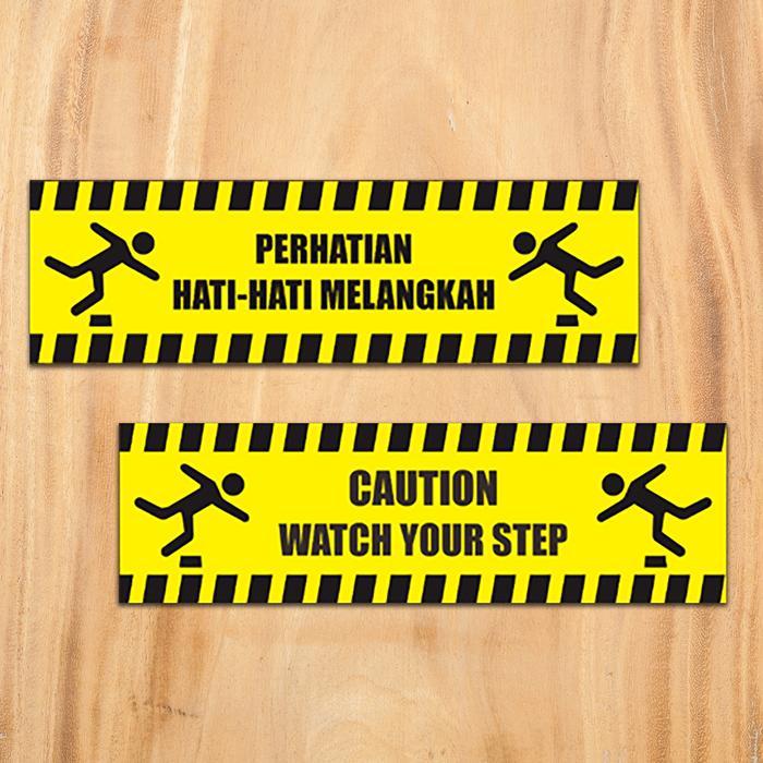 สติ๊กเกอร์ไวนิล BEWARE OF VIEW / WATCH YOUR STEP SIGN K3 วัสดุทนทาน ขนาด 5x20 ซม. และ 10x30 ซม. เหมาะสําหรับคําเตือนในที่ทํางานและพื้นที่ถนน