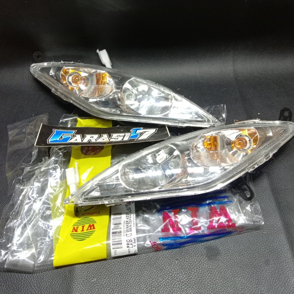 Win ไฟเลี้ยวหน้าคู่ Plus Old Jupiter Mx Light Socket 1S7