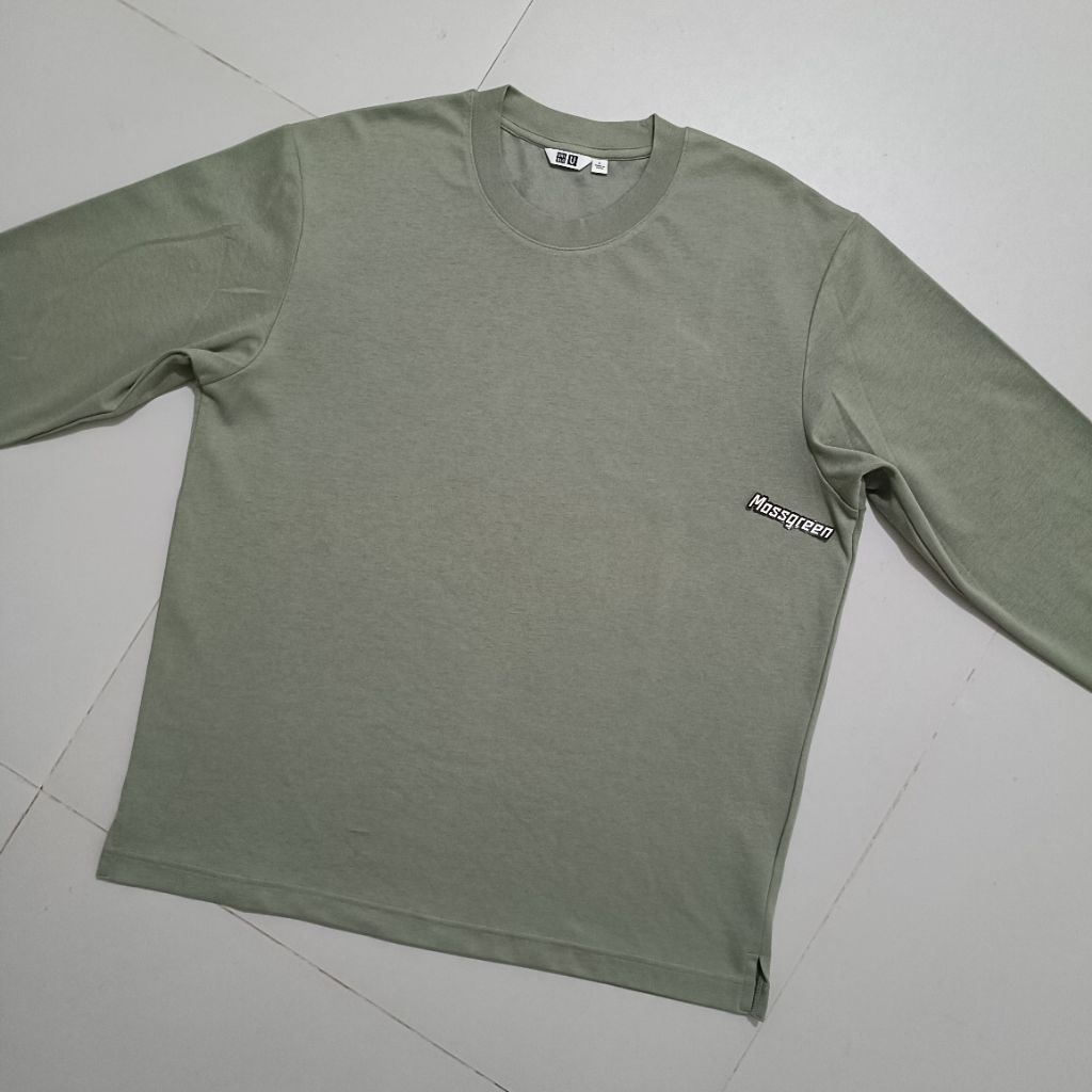 เสื้อยืด LS green sage tag uni airism,L