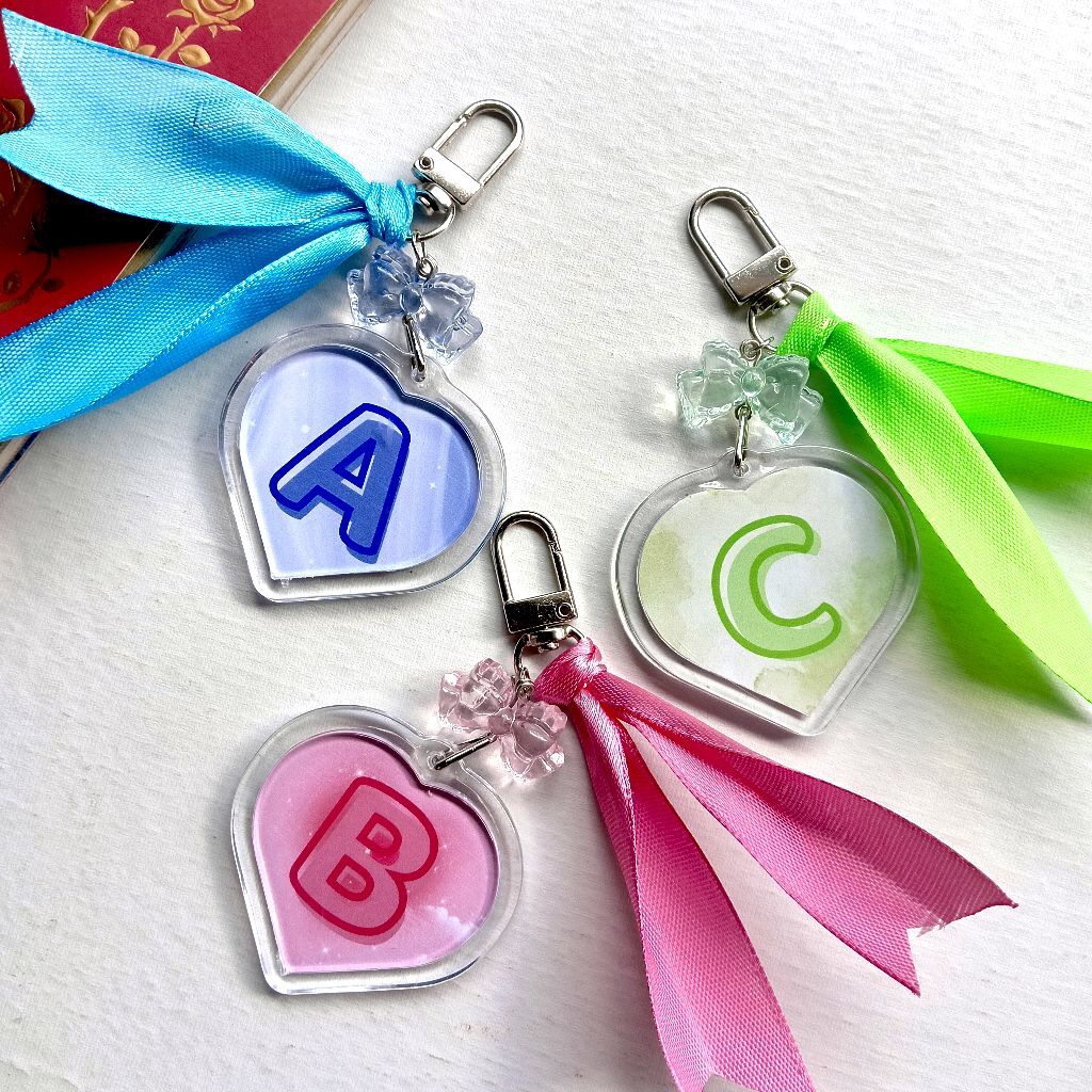 กระเป๋า CHARM ALPHABET LETTERS สี RIBBON BEAD LOVE