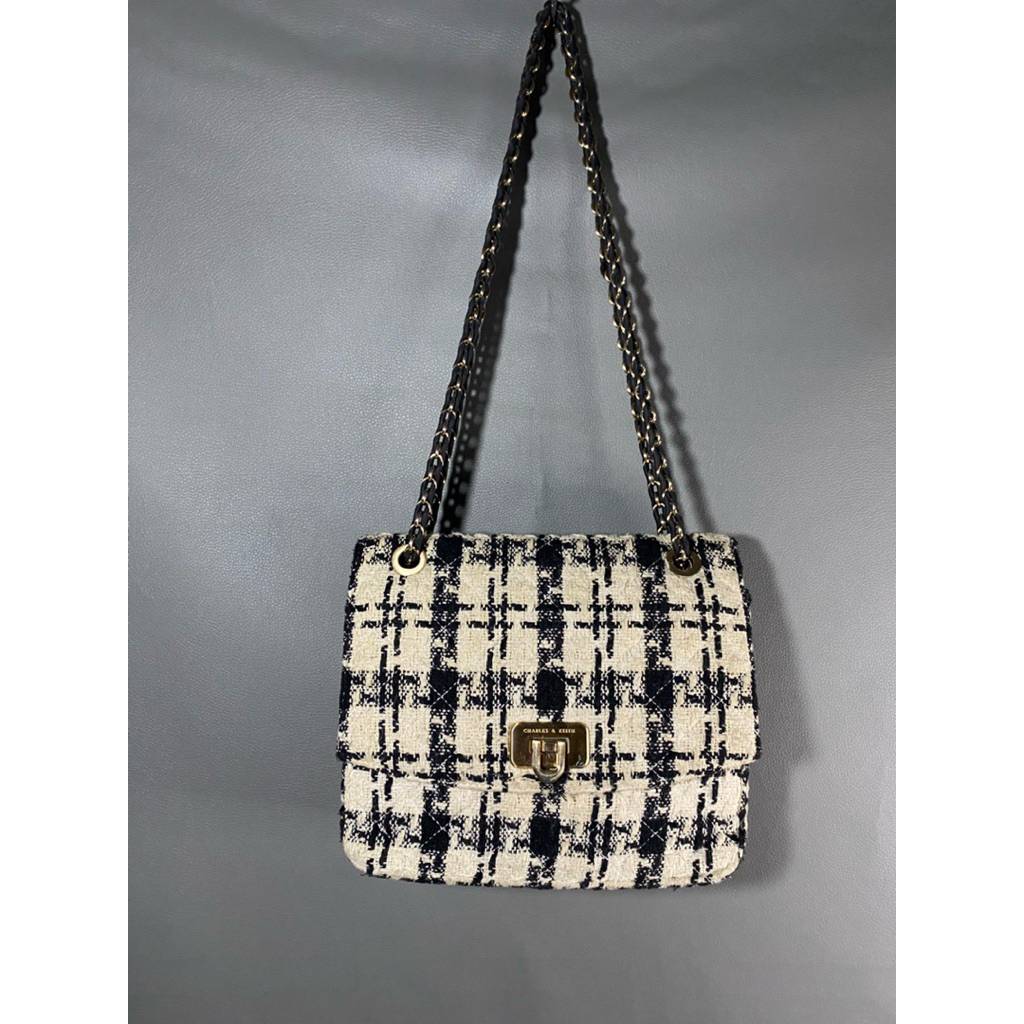 Ck chain strap cressida tweed elevated classic / Charles & Keith Elevated Classics Fall 2023 / Sling