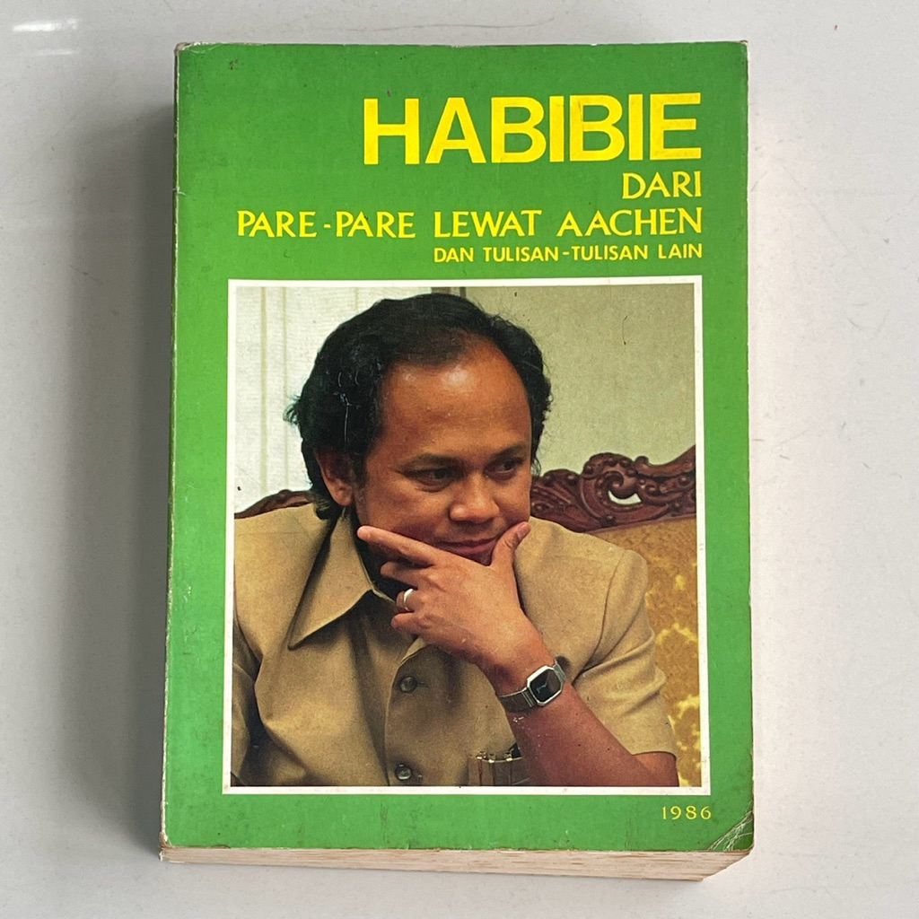 หนังสือ HABIBIE จาก PARE PARE LEWAT AACHEN และ OTHER WRITINGS