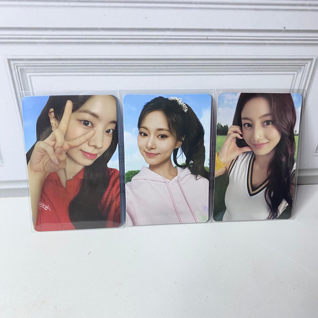 Photocard tzuyu Dahyun Jihyo Jeongyeon sana Twice x Nabati Rieese อย่างเป็นทางการ