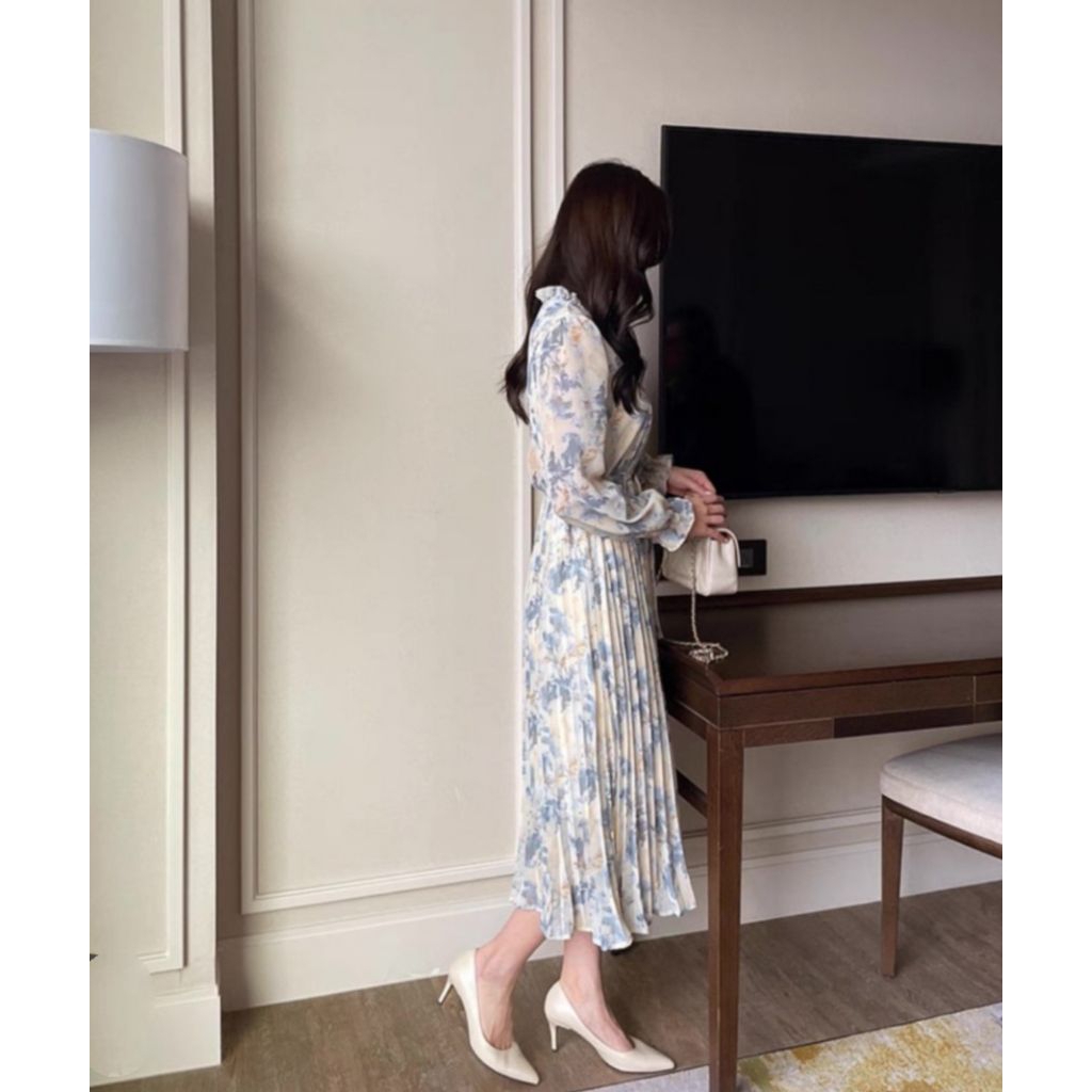 Ruffles Mididress จีบ