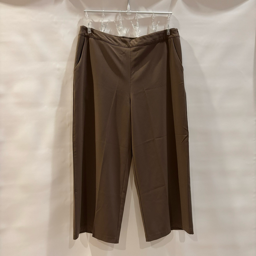 [PRELOVED] iORA กางเกงขายาว