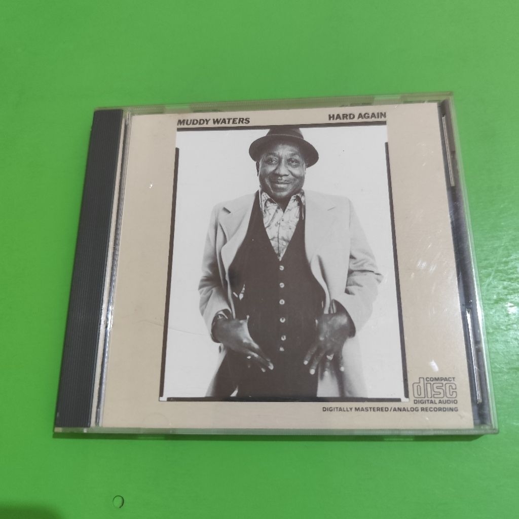 ซีดีนําเข้า MUDDY WATERS แข็งอีกครั้ง