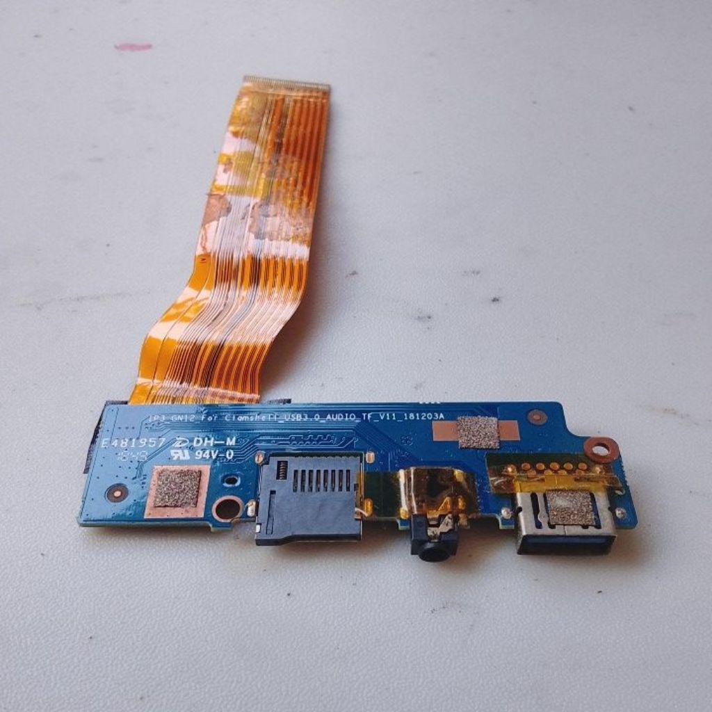 Axioo P412 บอร์ด Usb เสียง