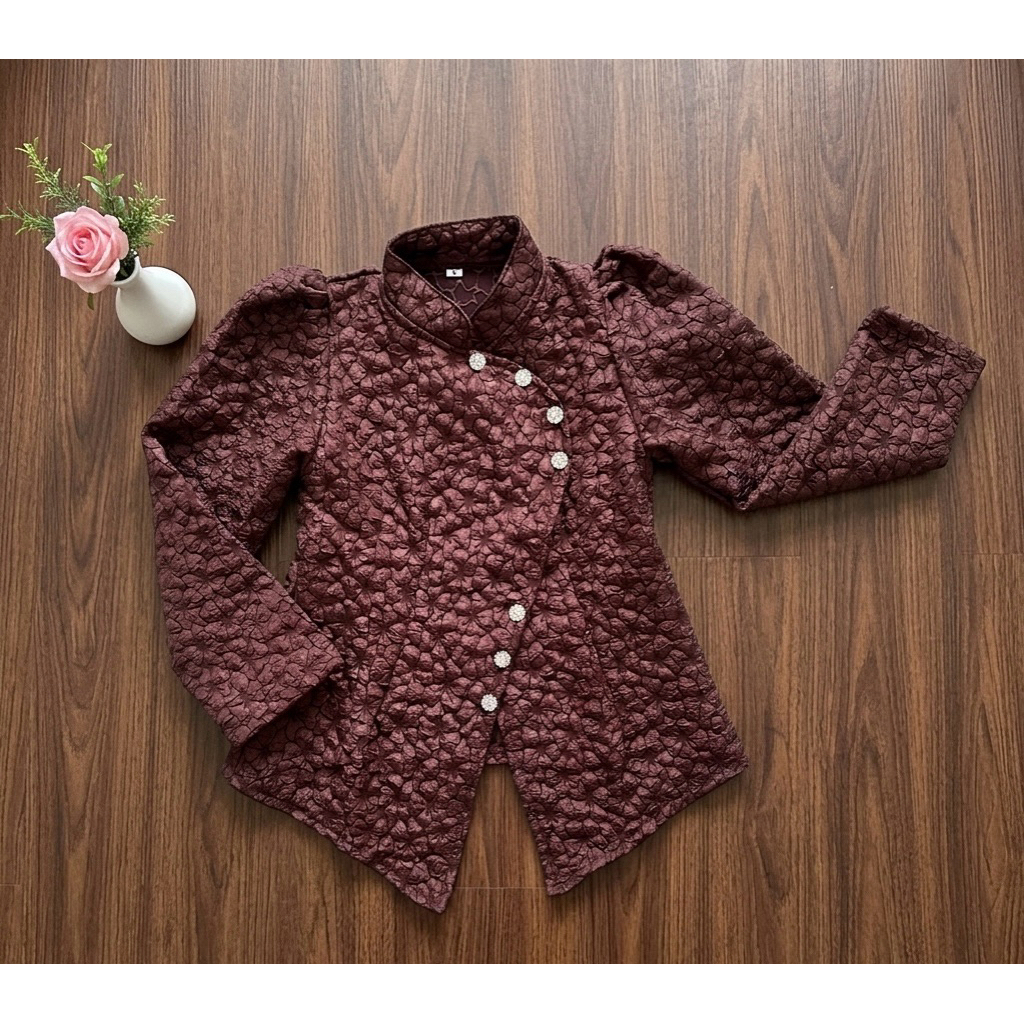 JAGUAR EMBOSED ADULT JANGGAN KEBAYA TOP Modern Javainese Dasyah Jaguar floras | ถังบายารับปริญญา | K